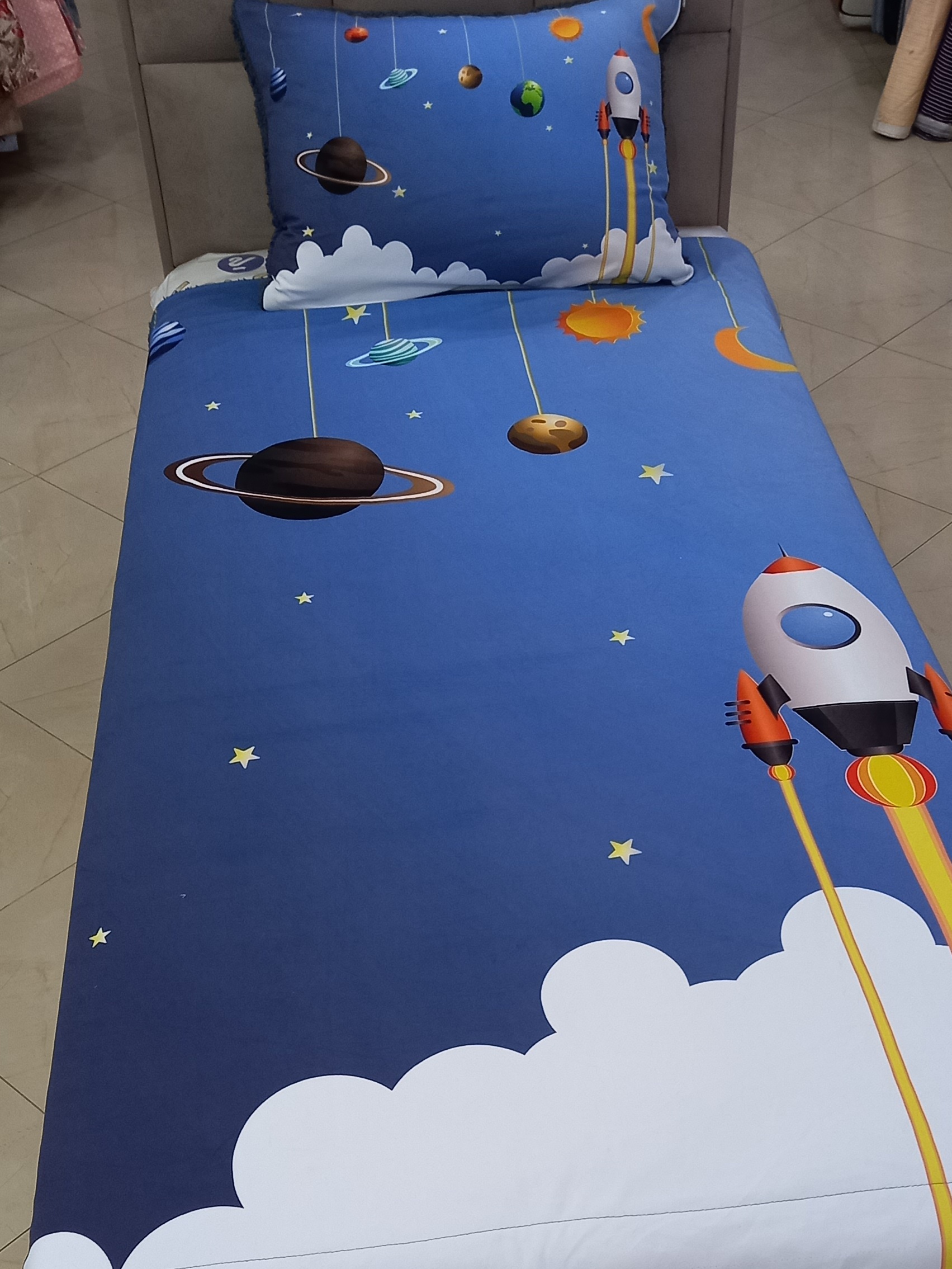 پتو گوسفندی (تدی) یک نفره دولایه طرح شاتل با روبالش