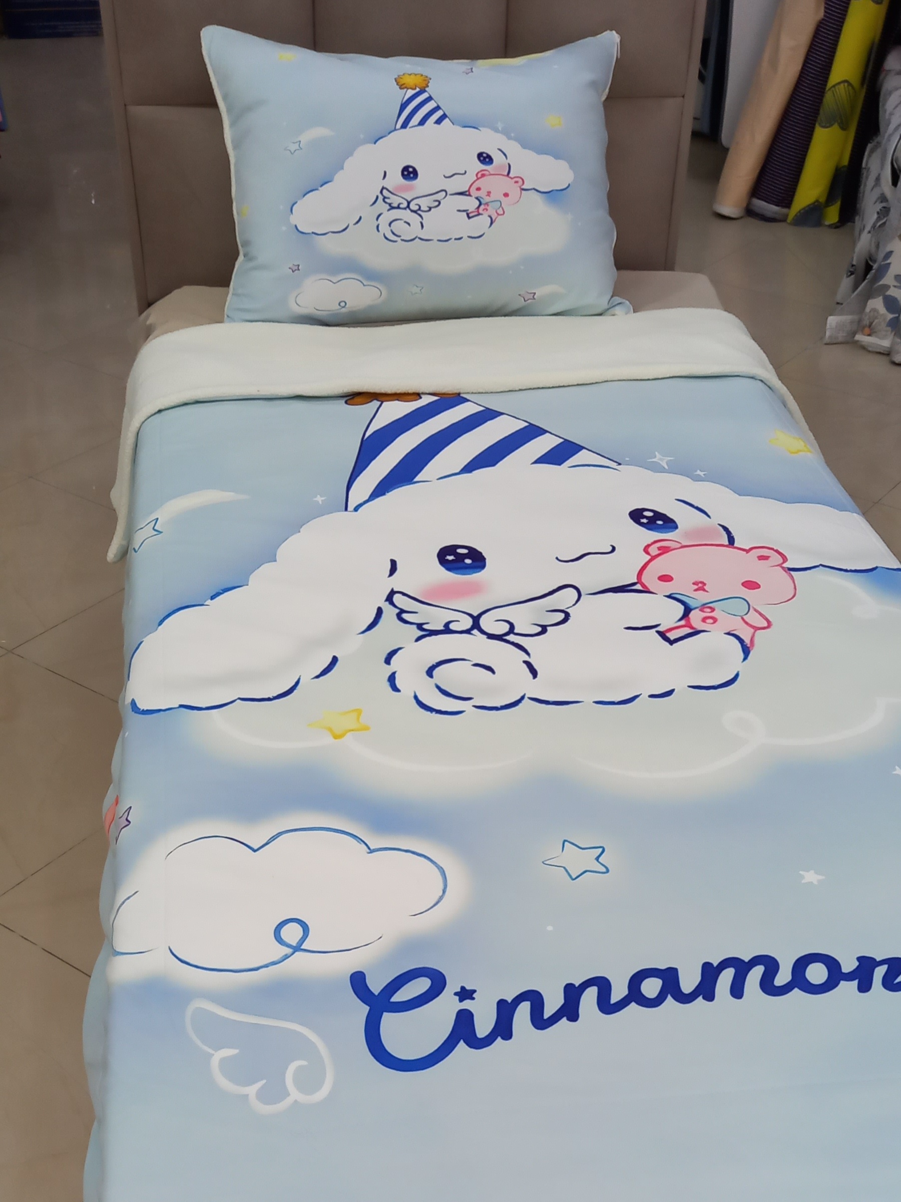 پتو گوسفندی (تدی) یک نفره دولایه طرح سینامورول با روبالش